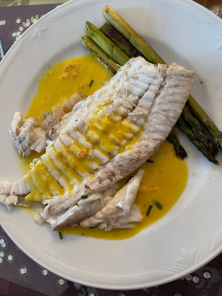 Filets de turbot sauce au beurre de clémentines : 2 personnes
