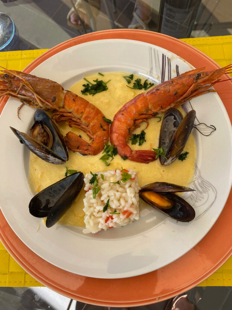 Gambas flambées au whisky sauce mousseline à l'orange : 2 personnes